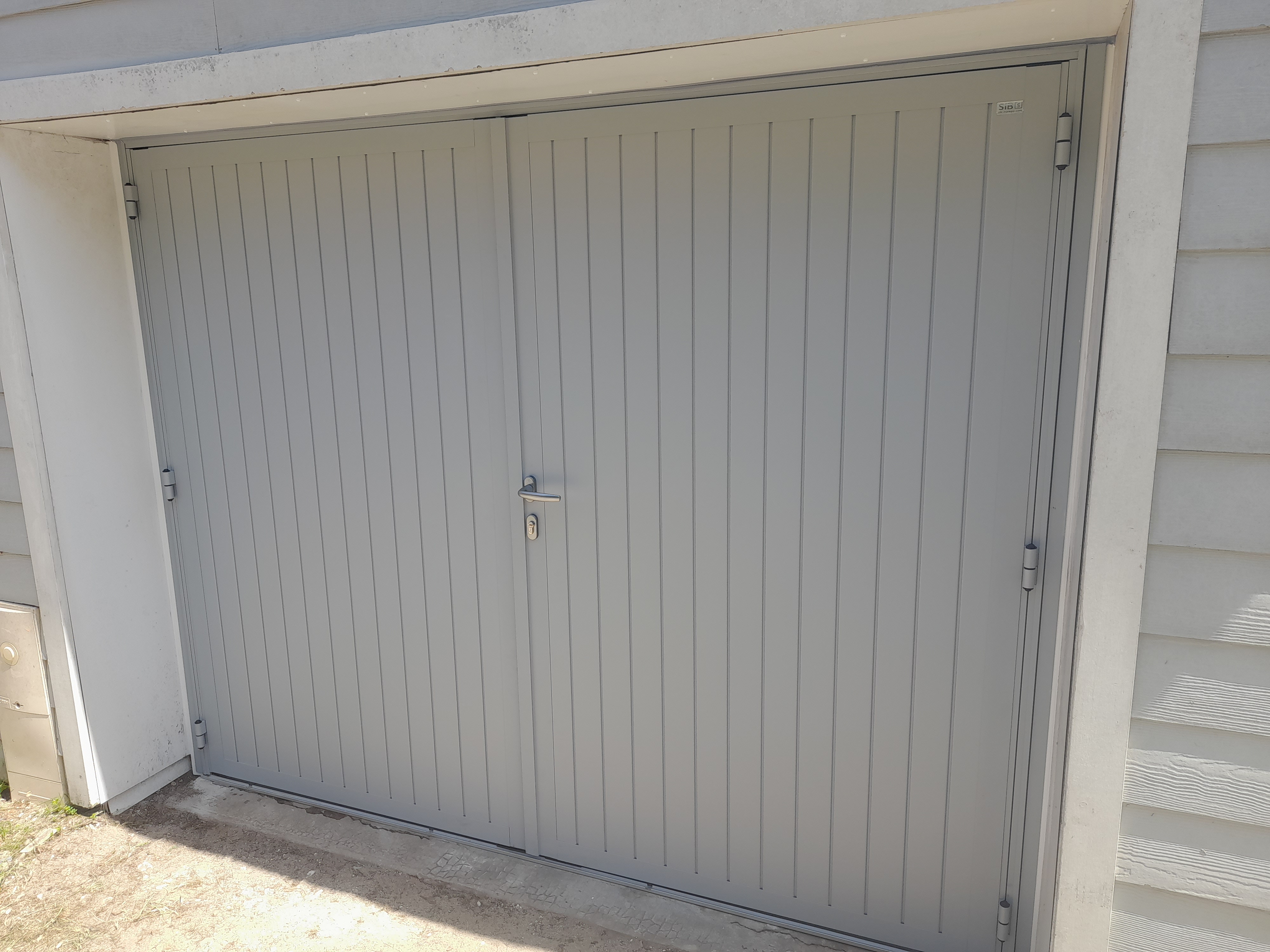 Ares Miroiterie Menuiserie Saint Jean D Illac Sib Porte De Garage 1 Ares Miroiterie Menuiserie Saint Jean D Illac Sib Porte De Garage 1